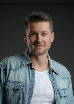 ABELARDO VLADICH